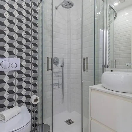 Garcia 38 * リスボン