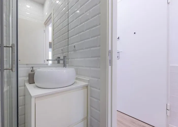 Garcia 38 * ליסבון